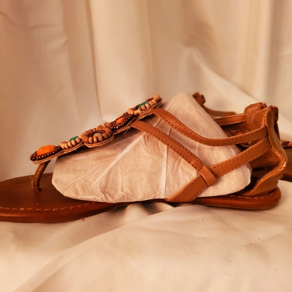 Unionbay Jeweled Sandals, Tan, Girls Size 4, EUC - Picture 8 of 12
